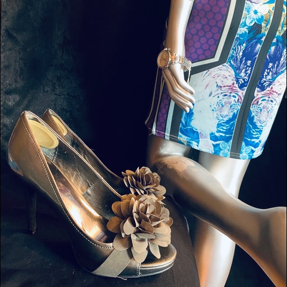 BNWT Beautiful ‘JustWear’ Form Fitting Midi Sleeveless Dress by JW, Size 12 - Picture 6 of 10